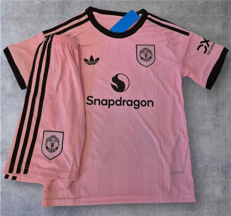 Екипи BARCELONA, MAN UNITED, PSG, Arsenal с ИМЕ и НОМЕР твой по избор!