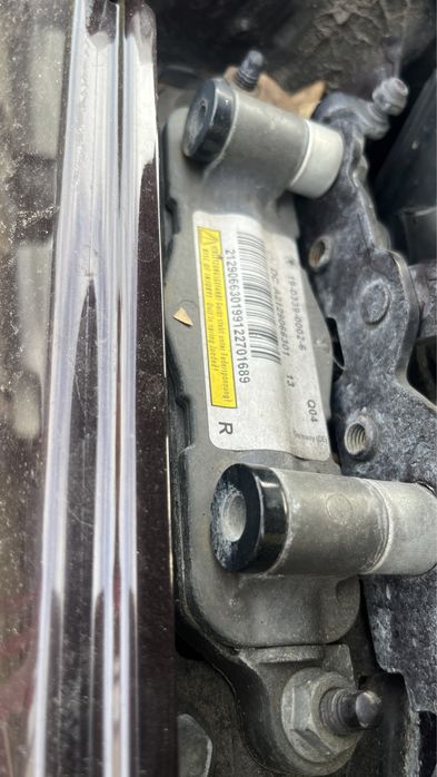 Balamale capota capse mercedes E class w 212 piese dezmembrati