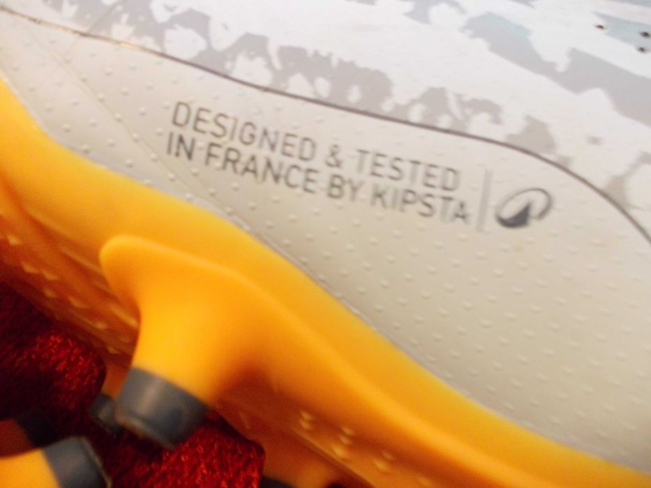 Ghete de fotbal KIPSTA DECATHLON-VIRALTO pentru copii
