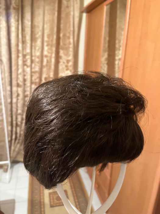 Перука тъмно кестенява