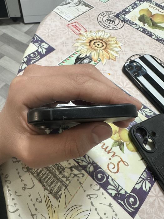 Продам Айфон 16!