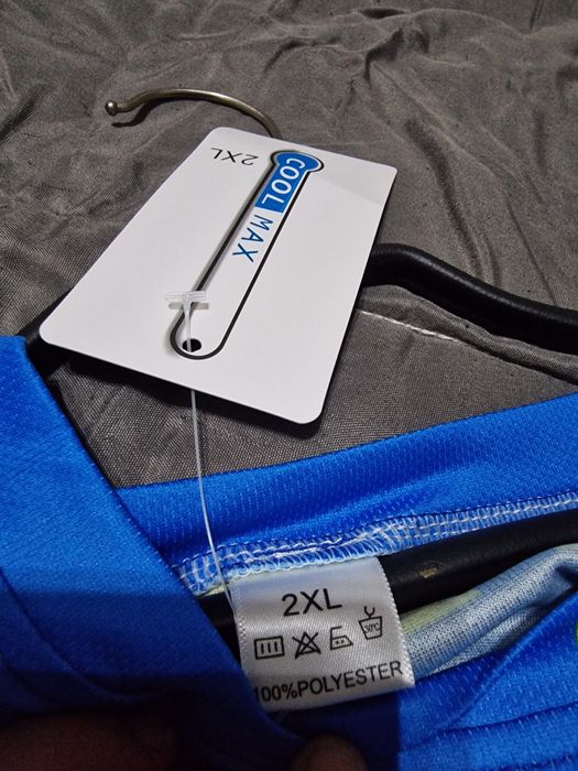 Чисто нови блузи FOX