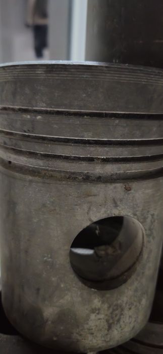 Pistoane raba ! Noi !