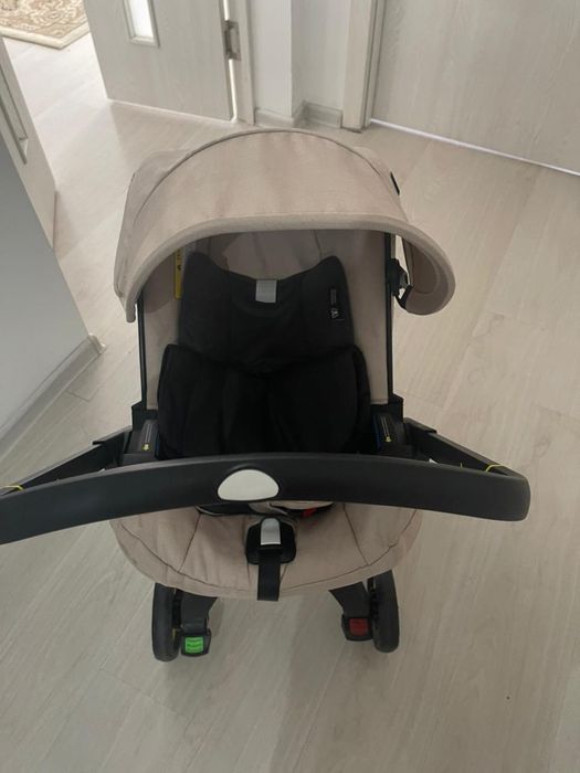 Коляска Doonaa