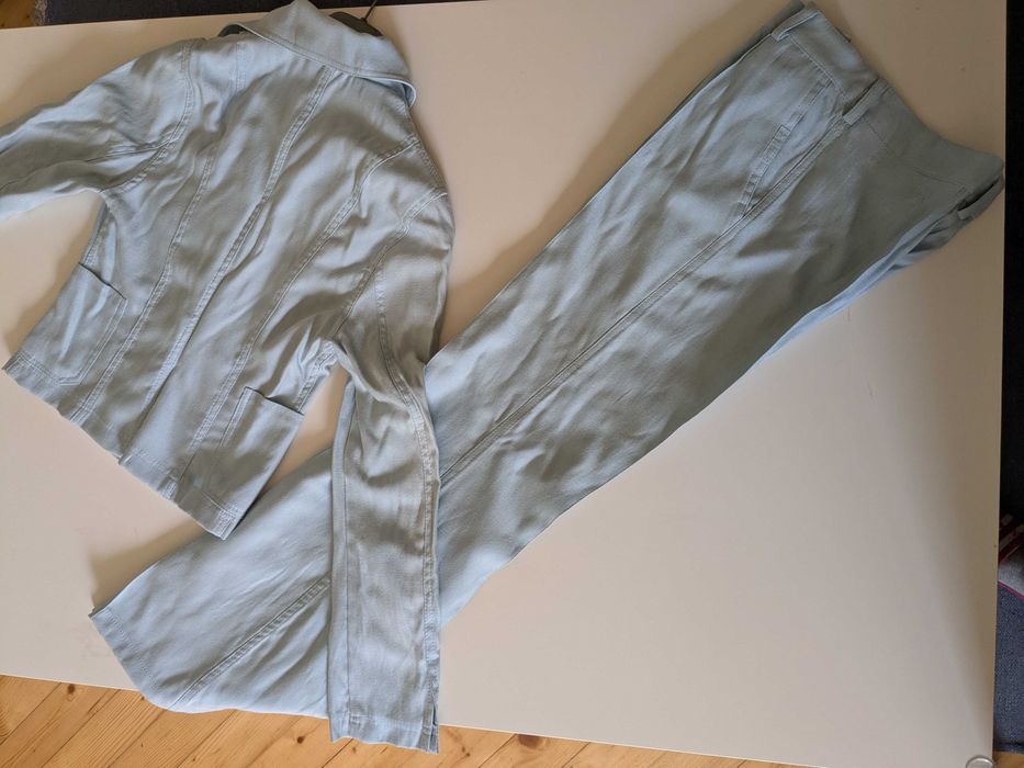 Нов дамски костюм Enita