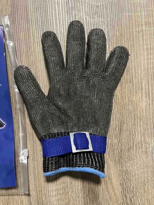 Ръкавица от неръждаема стомана