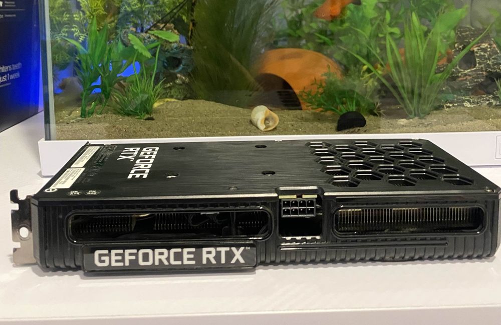 3060 palit 12gb vram чисто нова само без външната част на кутията