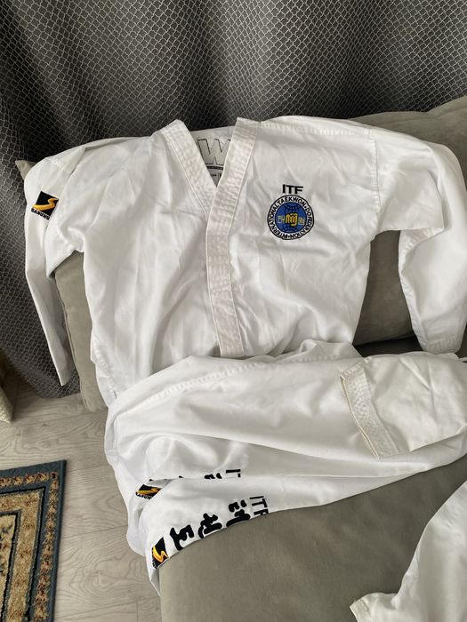 2 костюма Тхэквандо