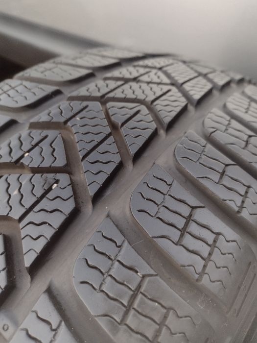 Перфектни 4бр.205/40/18 Pirelli dot4218