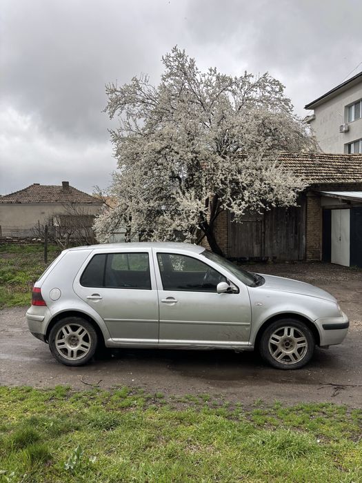 Голф 4 1.9 тди и 1.4 на части
