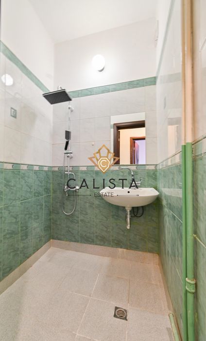 Дава се под наем Тристаен апартамент в София, Център - 89 кв.м за 677.79 € - Снимка #12
