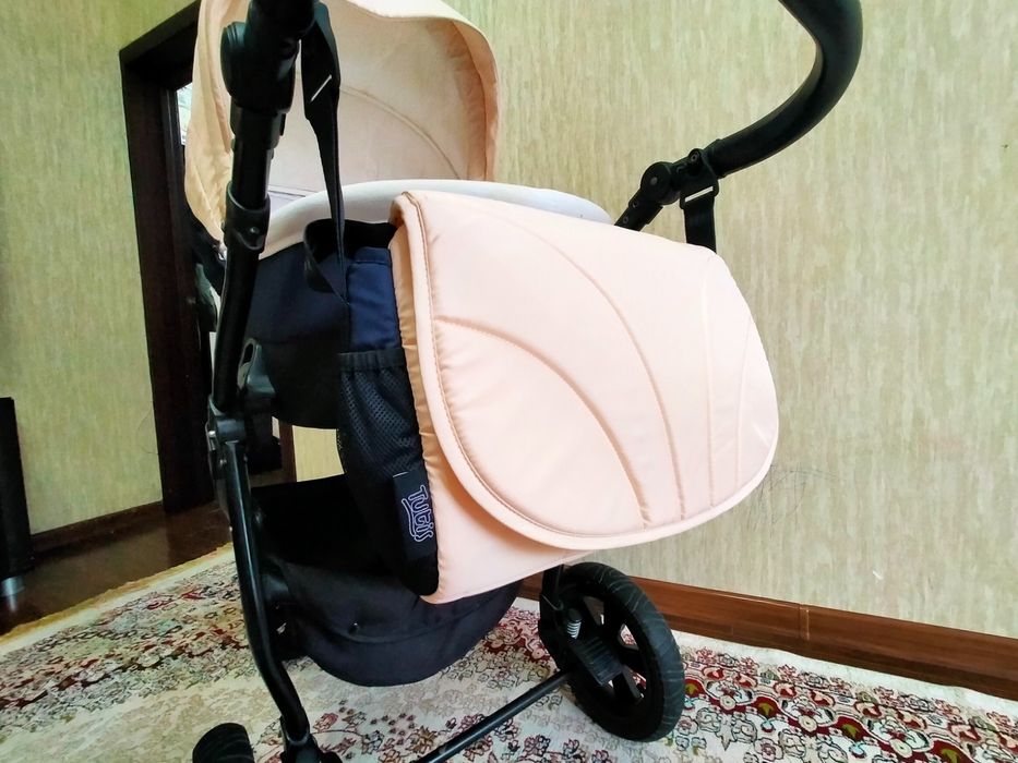Продам коляску трансформер Тутис