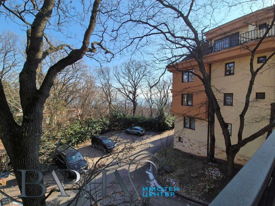 Дава се под наем Двустаен апартамент в к.к. Св.Св. Константин и Елена - 60 кв.м за 548.25 € - Снимка #13