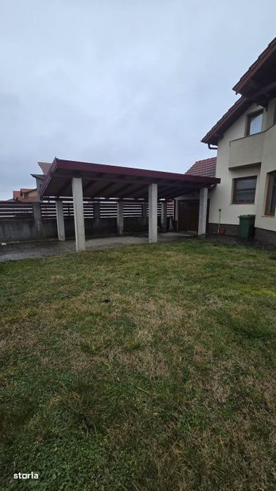 Casa P+M la intrare in Martinesti