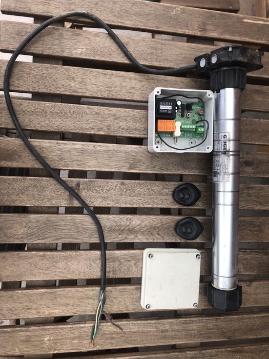 Електродвигател и електроника за алуминиева гаражна врата