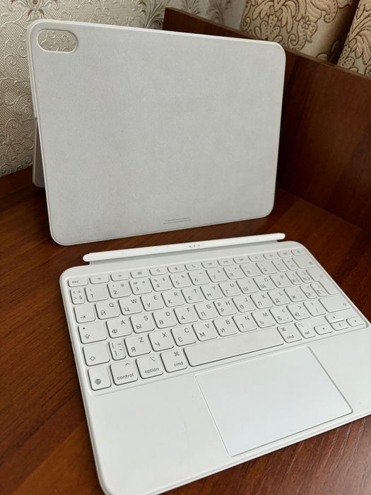 Клавиатура для iPad