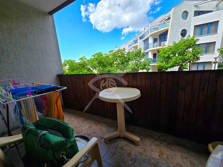 Продава се Двустаен апартамент в Свети Влас - 75 кв.м за 1054 €/кв.м - Снимка #1