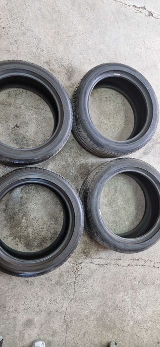 Летни Гуми Bridgestone 215/50 R18