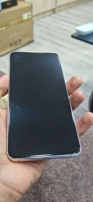 Samsung s21 plus. янги идеал холатда, 8/256