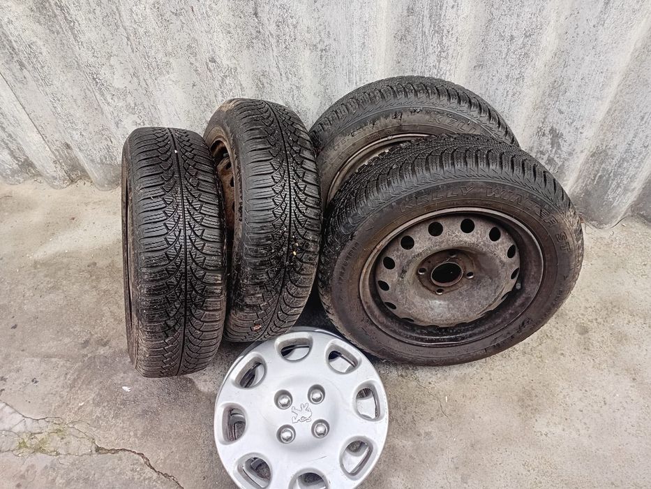 Set 4 roți iarnă Kelly 175/65 R14 cu jante tablă