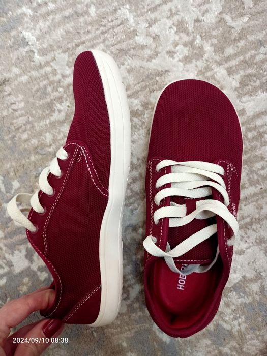 Кросовки новые женские