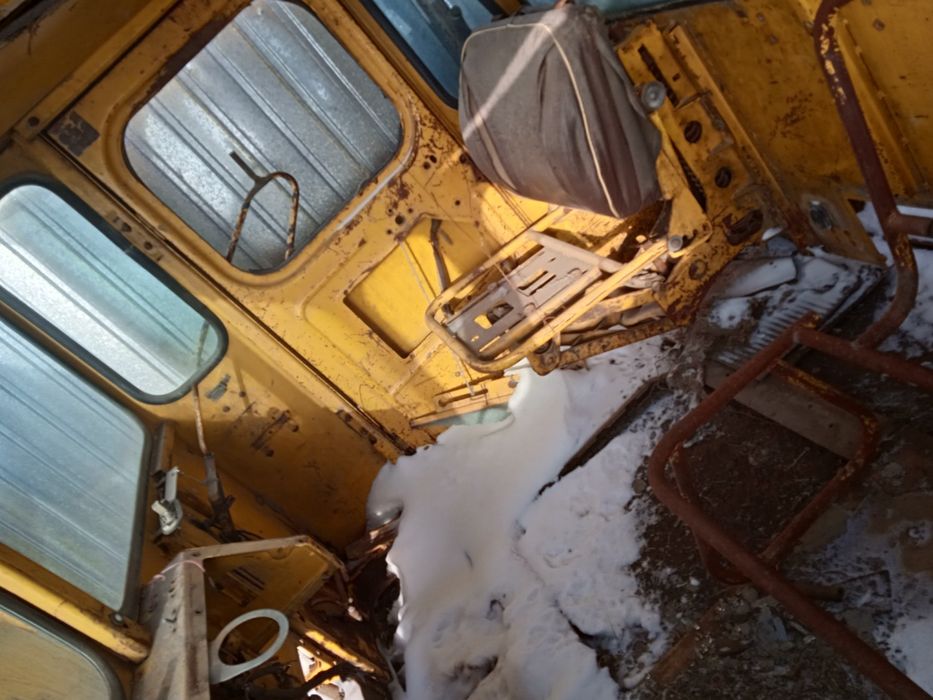 Продам кабины к700