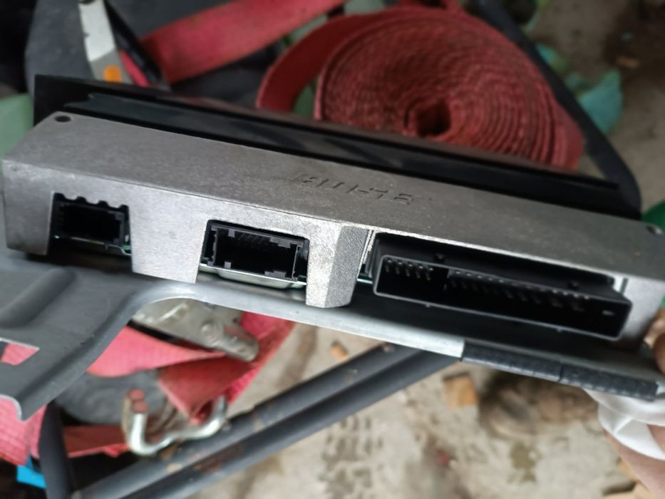 Усилвател за audi Q7 BOSE