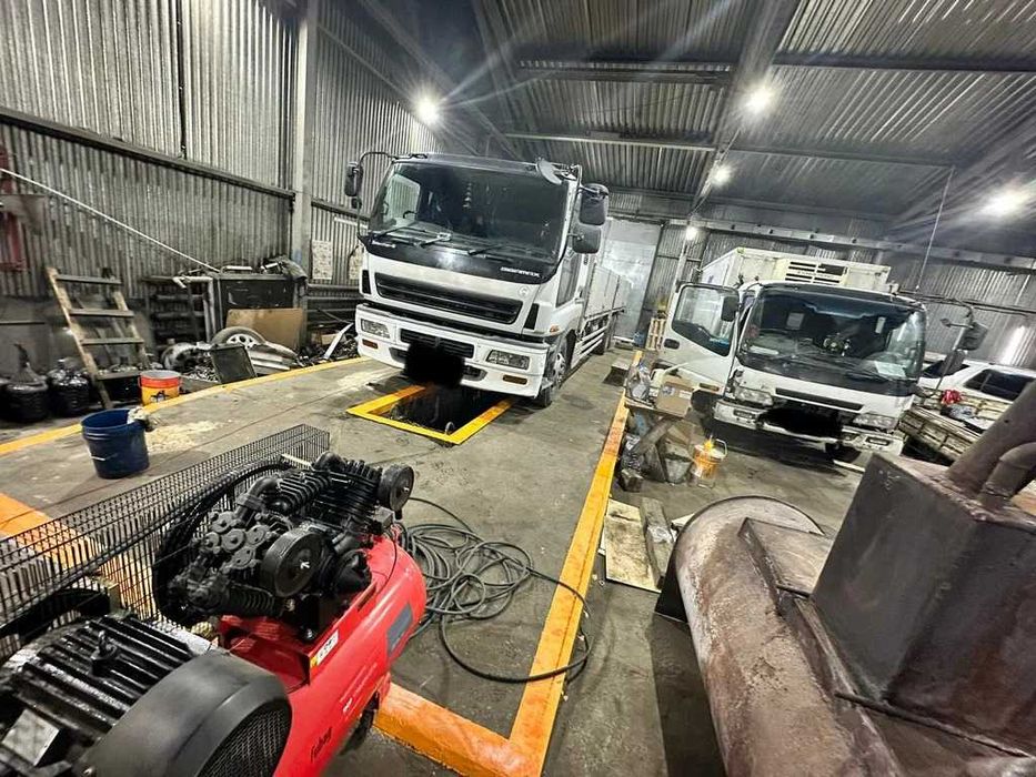 Эвакуатор, услуги СТО, помощь на дороге