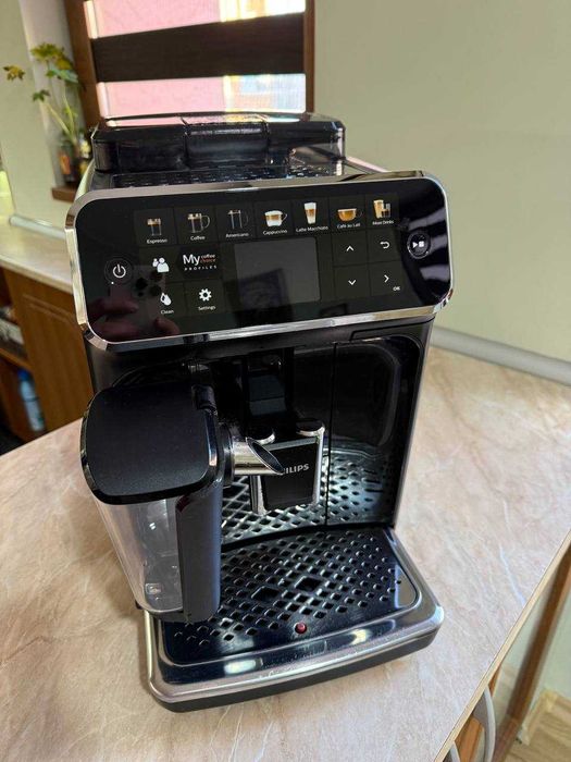 Philips LatteGo серия 5400 - Перфектно състояние