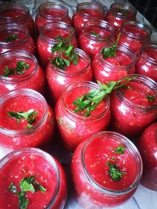 Зимнина ,буркани , белени домати