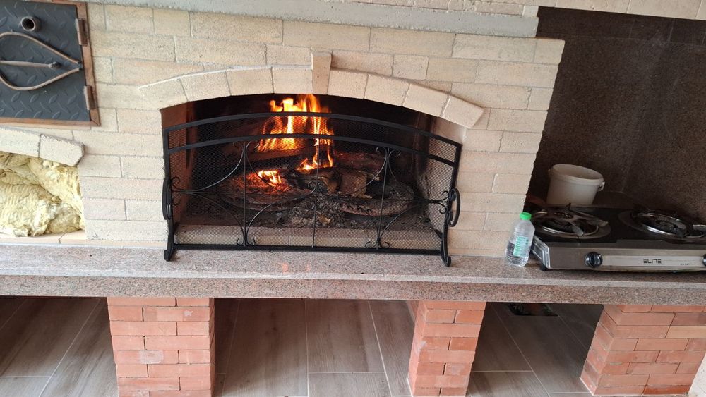 Решетка за камина