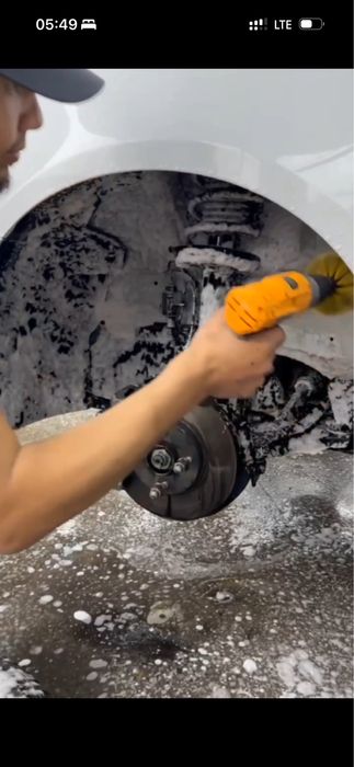 Professiyonal avto Himchistka va deteling xizmatlari