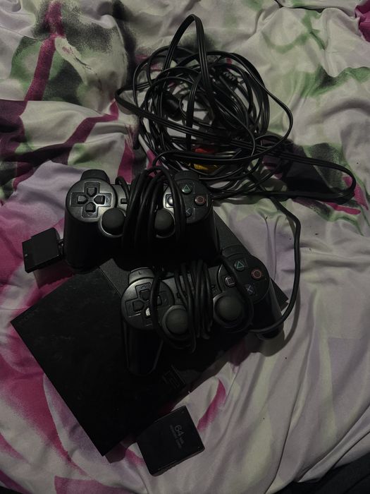 Play Station 2 в идеальном состоянии