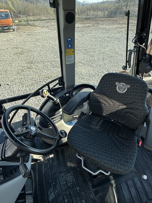 Buldoexcavator Case 580 st, 1400 H, an 2021