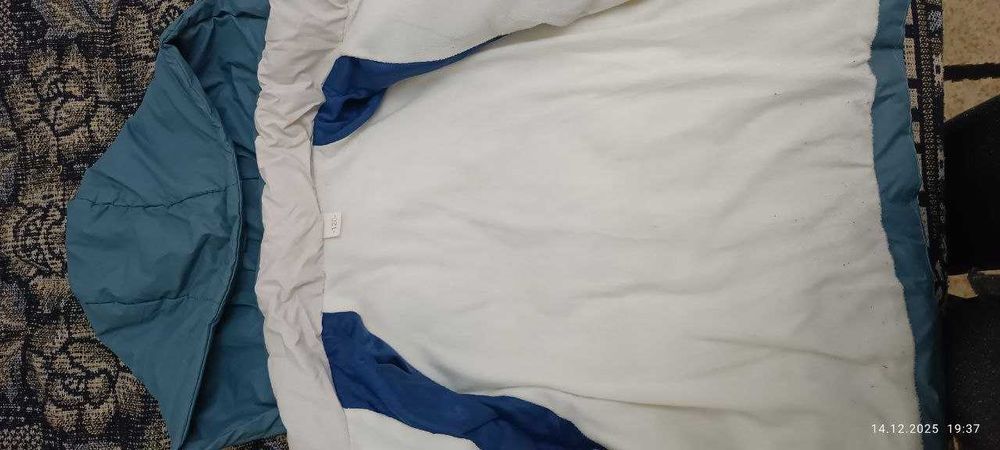 Куртка  зимняя для мальчика 5-6 лет