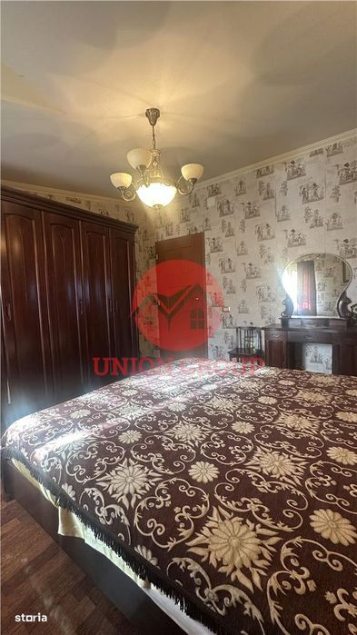 Vila D+P+M, Lazu, Teren 660 mp in Proprietate