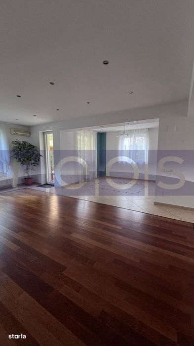 Vila De Vanzare In Zona Erou Iancu Nicolae | Piscina |