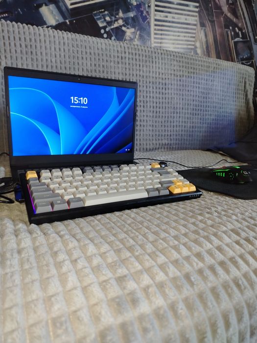 Продам ноутбук Lenovo отс