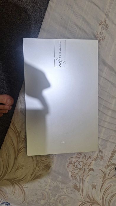 Срочно Notebook Asus vivobuk