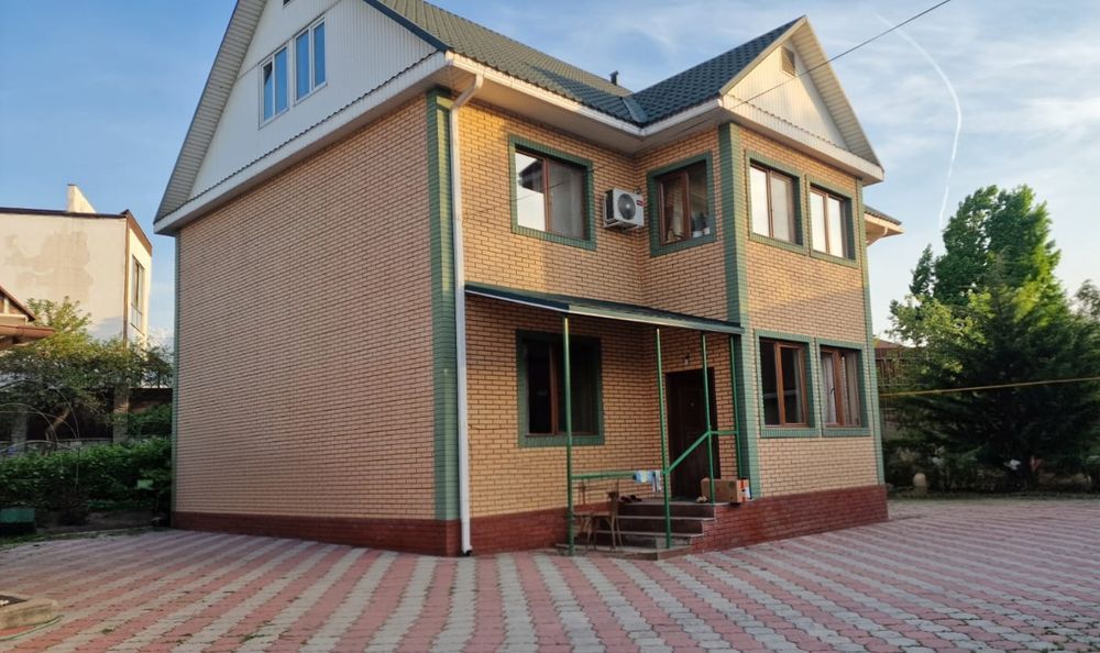 Срочно продам отличный Капитальный дом.