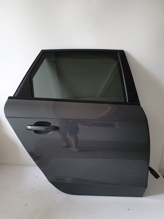 Usa portiera stanga dreapta fata spate Audi A4 break facelift LZ7S