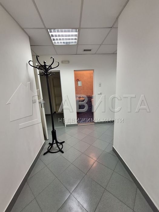 Дава се под наем Склад в София, Гоце Делчев - 130 кв.м за 1556.01 € - Снимка #5