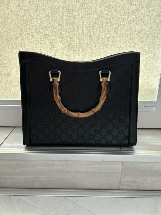 Чанта по модел на Gucci