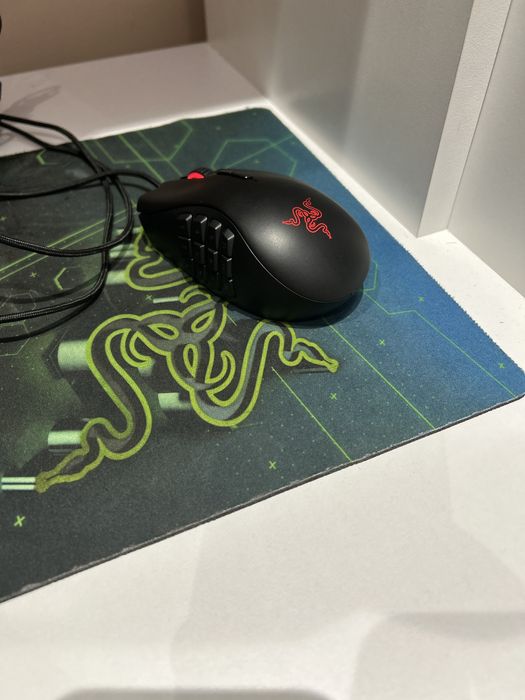 Мишка за компютър razer naga trinity