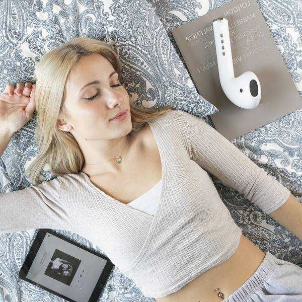 Difuzor tip casca telefon cu radio FM microfon microSD 1200mAh 5W