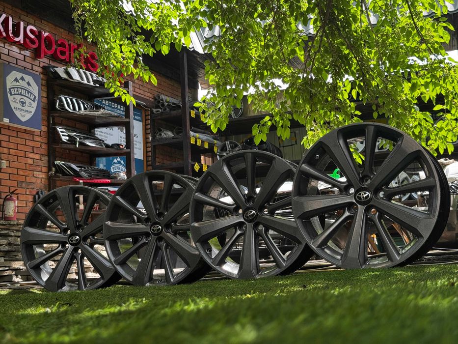 Диски R19 Тойота хайландер "гибрид"