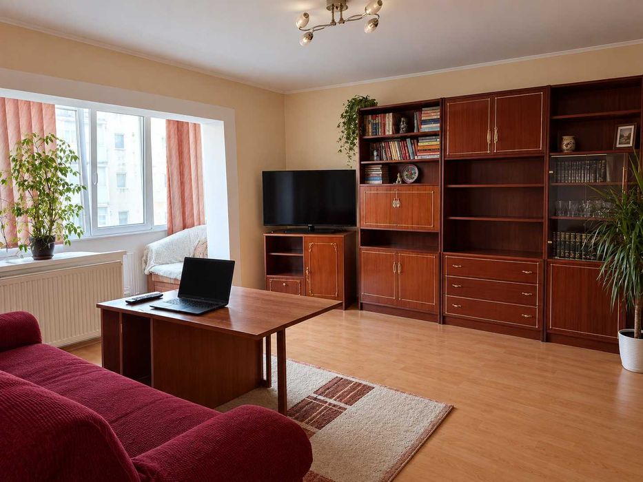 Apartament 4 camere decomandat