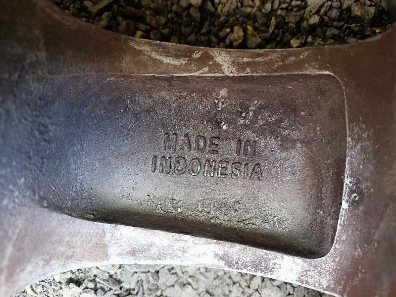 Продам легкосплавные диски на BMW 5 E39