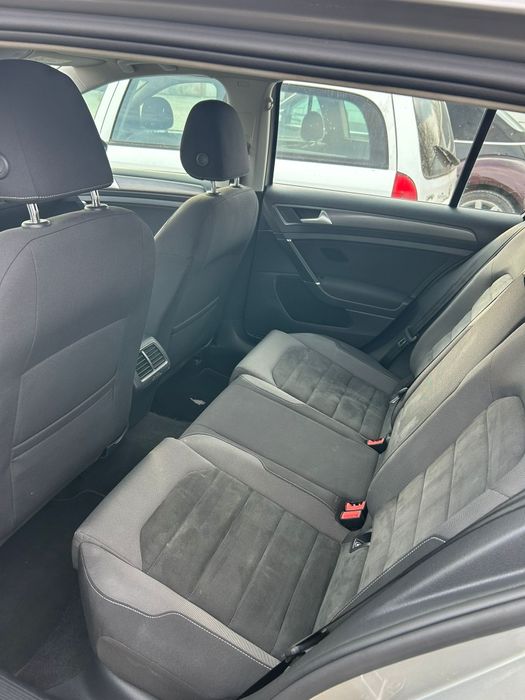 VW Golf 7 2017 1.6 TDI DSG Euro 6 – Matrix LED, ACC, Alcantara