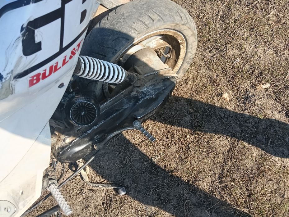 Urgent Vând sau schimb scuter tgb bulet 50cc 2t+ 2 roti de offroad